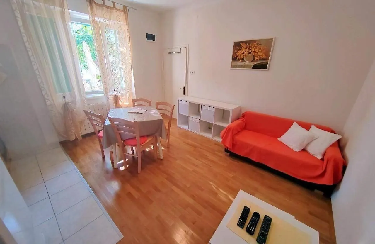 Apartments By The Sea Barbat, Rab - 22424 Rab Town